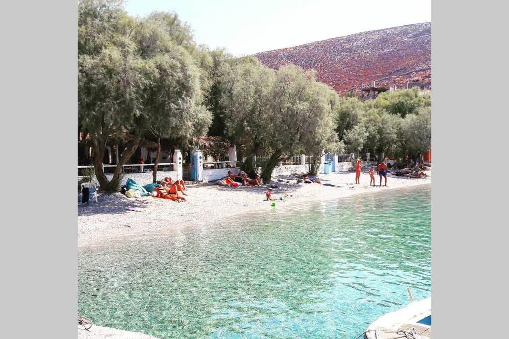 فيلا Nikis Seaside House Vlichadia المظهر الخارجي الصورة